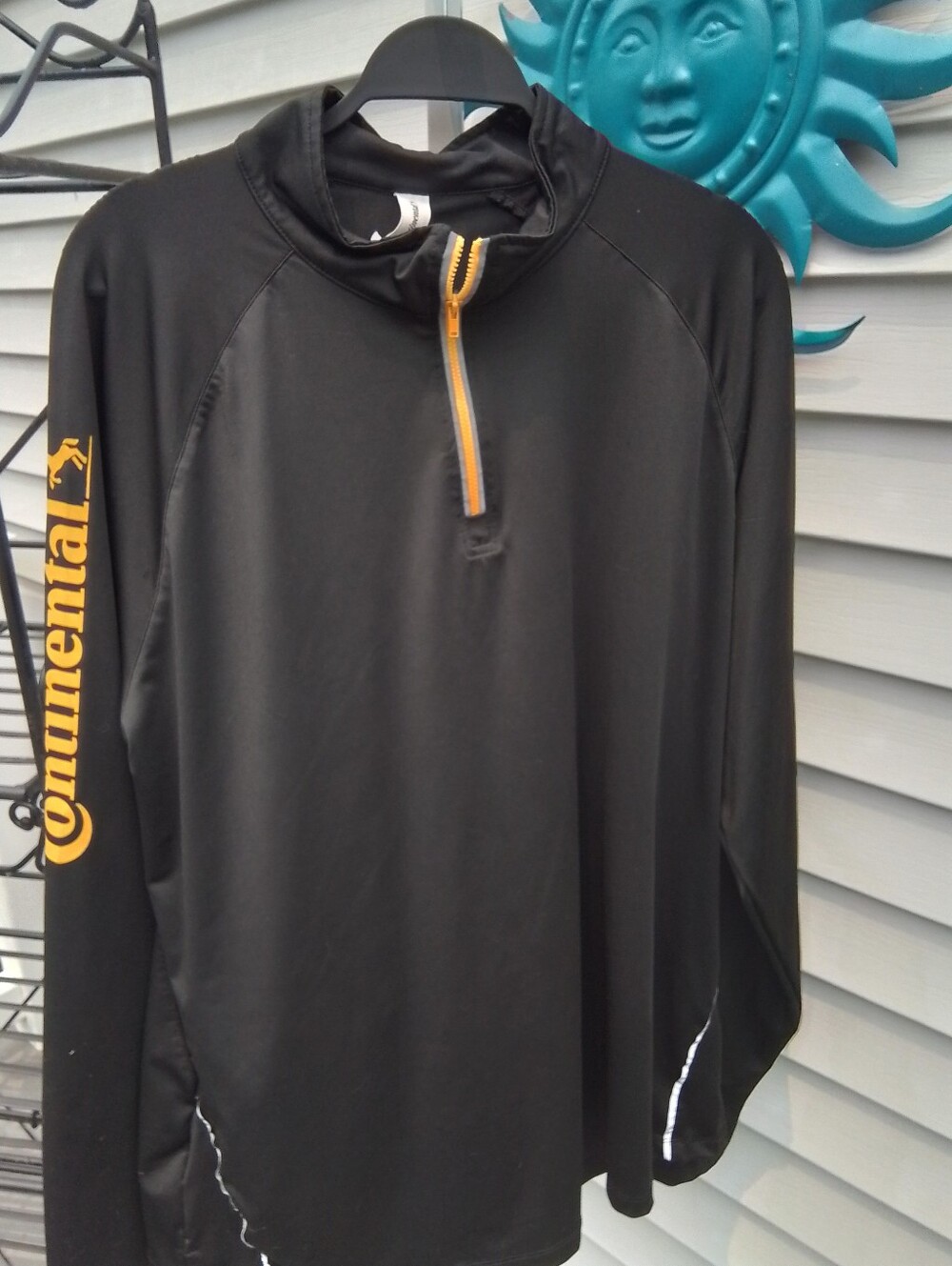 Men's Black Long-Sleeve Light Weight Jacket Top with Yellow Zip